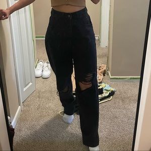 Black distressed baggy Y2K boyfriend jeans